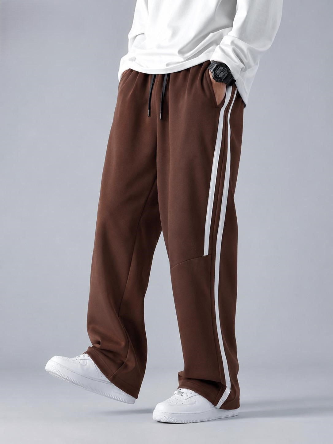 WIDE-LEG TRACK PANTS WITH WHITE SIDE STRIPES